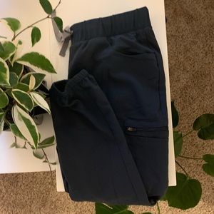 Figs Tansen jogger dark harbor small NWOT